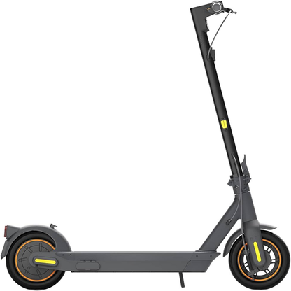 Front wheel of 20 mph e-scooter with disc brake